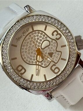 Marc Ecko Skull Stone 46mm Men's Watch Silver Crystals White Leather E13524G2